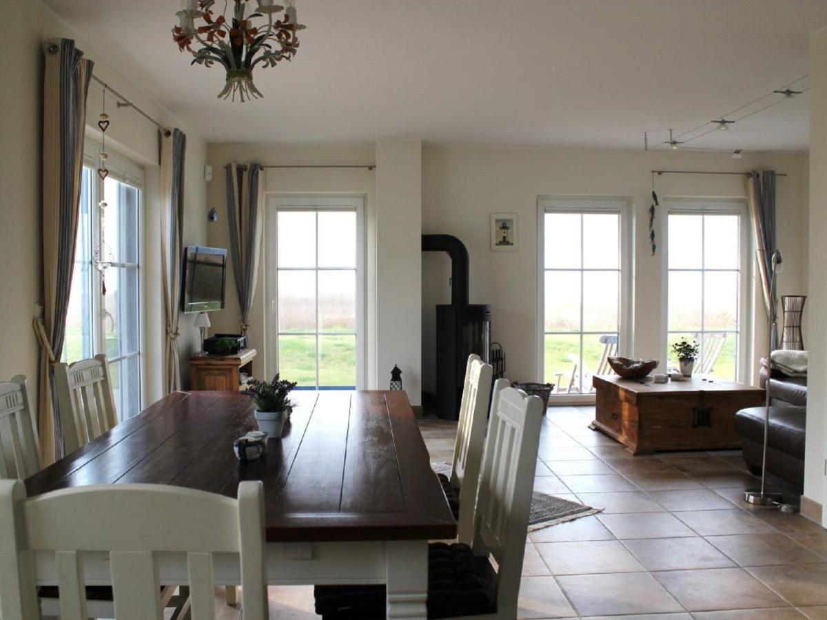 Villa Reetdachhaus Windsbraut Breege Esterno foto