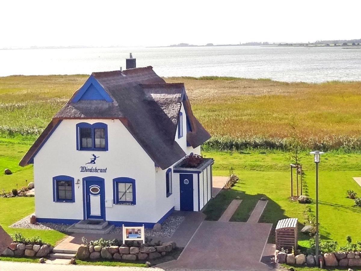 Villa Reetdachhaus Windsbraut Breege Esterno foto